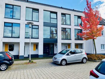 NUR MIT WBS! Schöne Zwei-Zimmer-Wohnung mit Balkon!, 41748 Viersen (Stadtmitte)<br>Dachgeschosswohnung